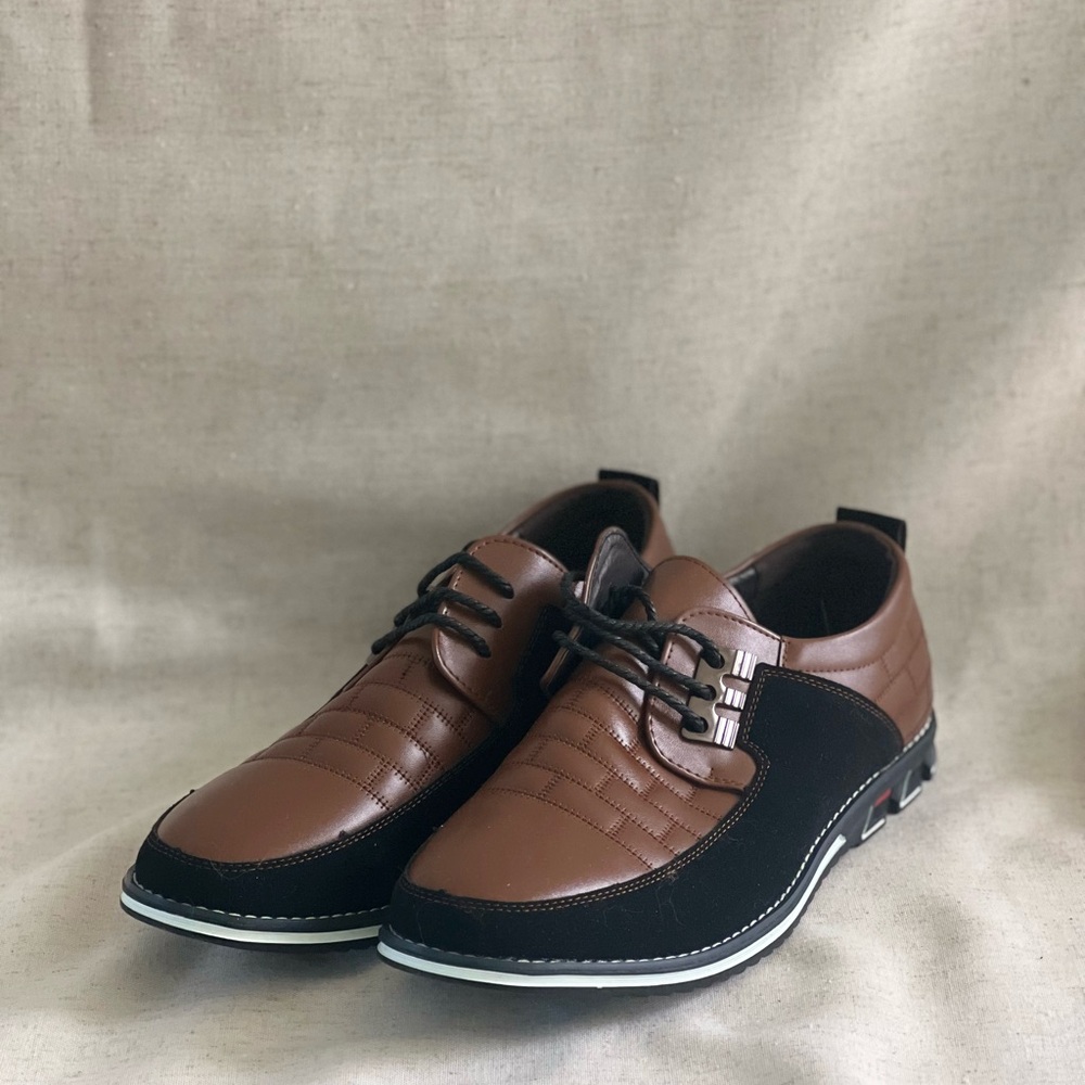 Classy Brown and Black Men's Oxfords